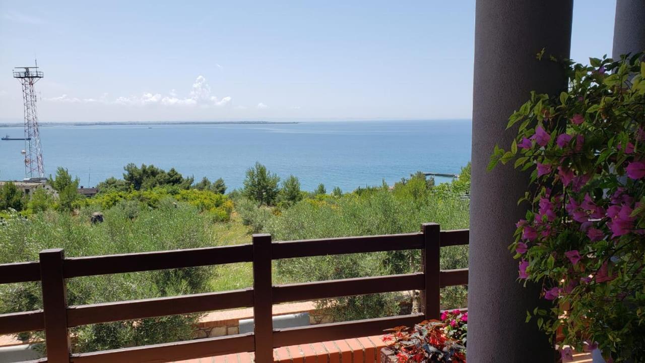 Hotel Brifs Shëngjin Kültér fotó