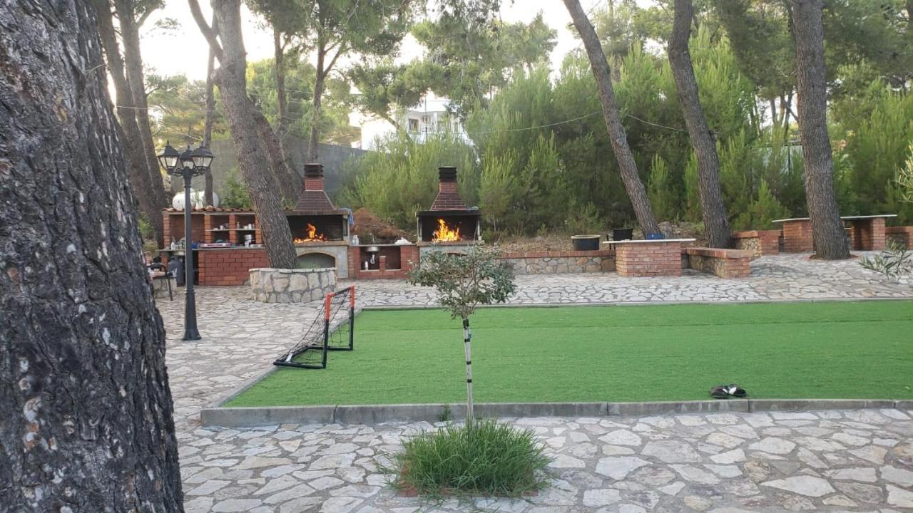 Hotel Brifs Shëngjin Kültér fotó
